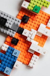 blue and orange lego blocks